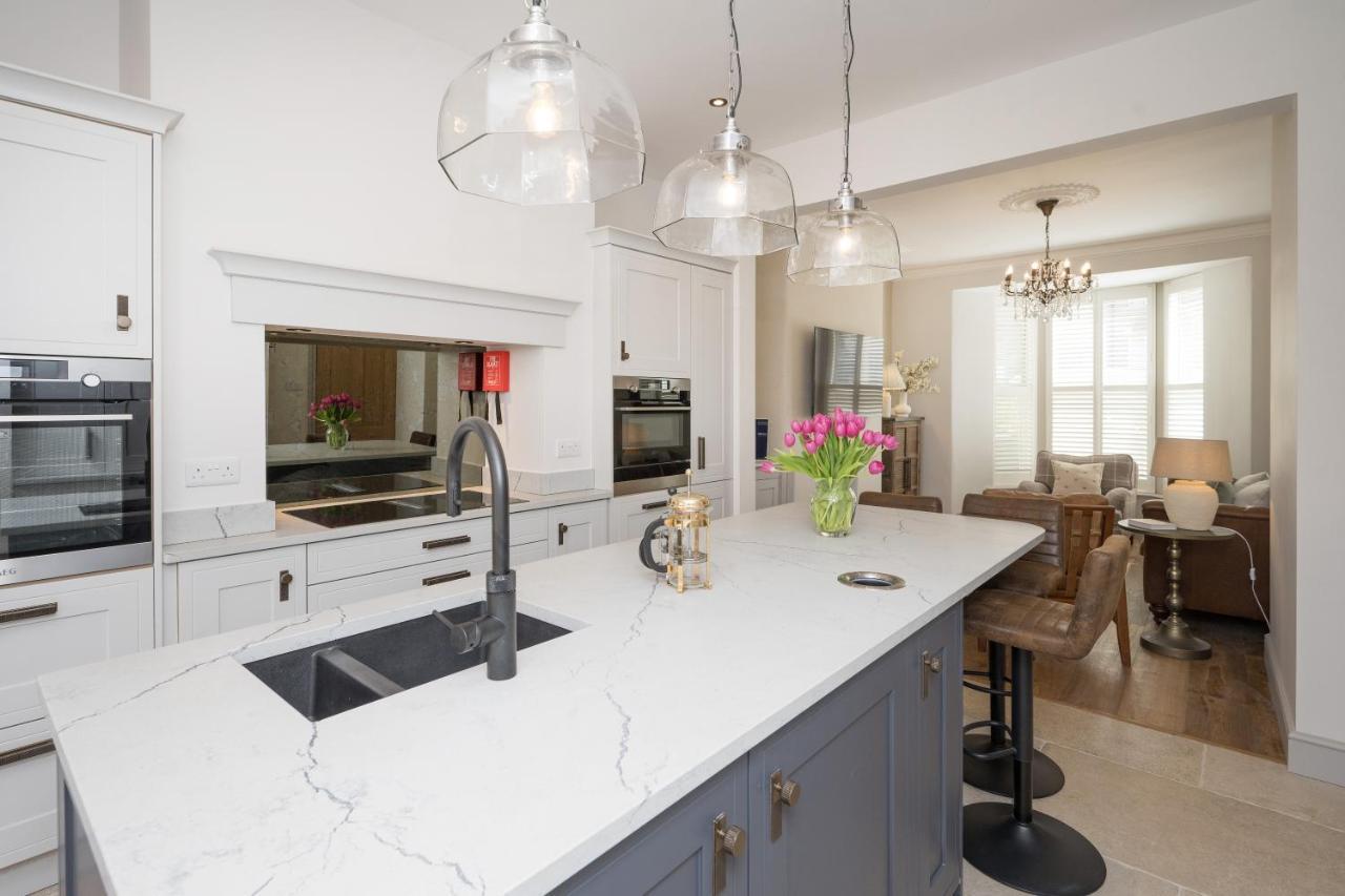 Townhouse By Harrogate Serviced Apartments Buitenkant foto