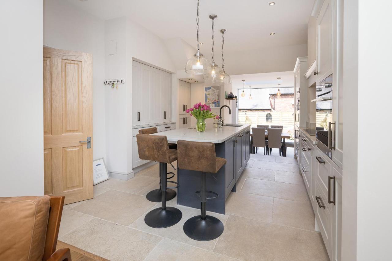 Townhouse By Harrogate Serviced Apartments Buitenkant foto