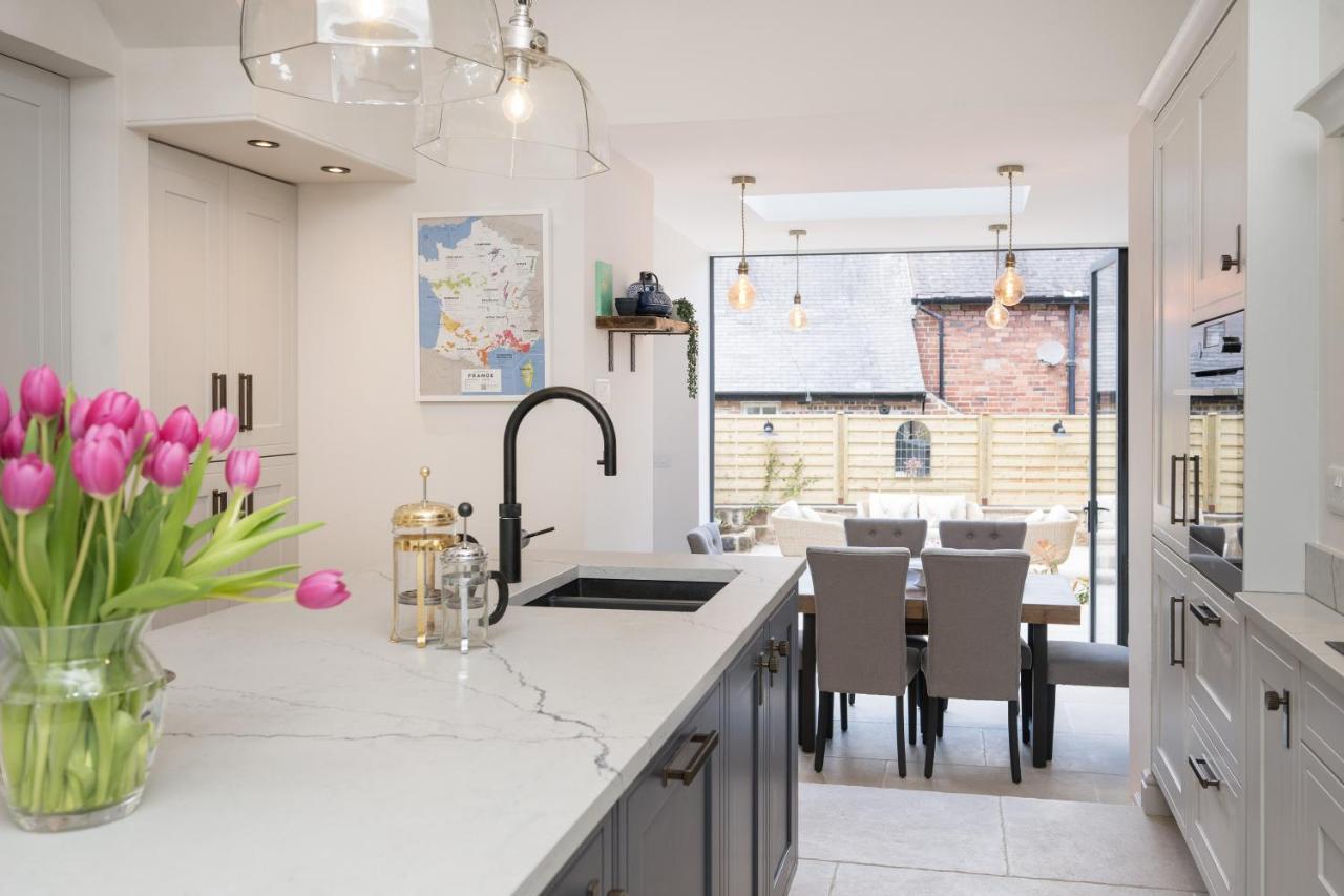 Townhouse By Harrogate Serviced Apartments Buitenkant foto