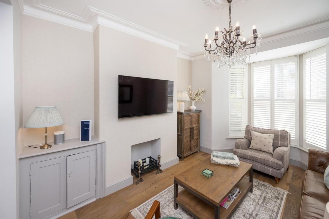 Townhouse By Harrogate Serviced Apartments Buitenkant foto